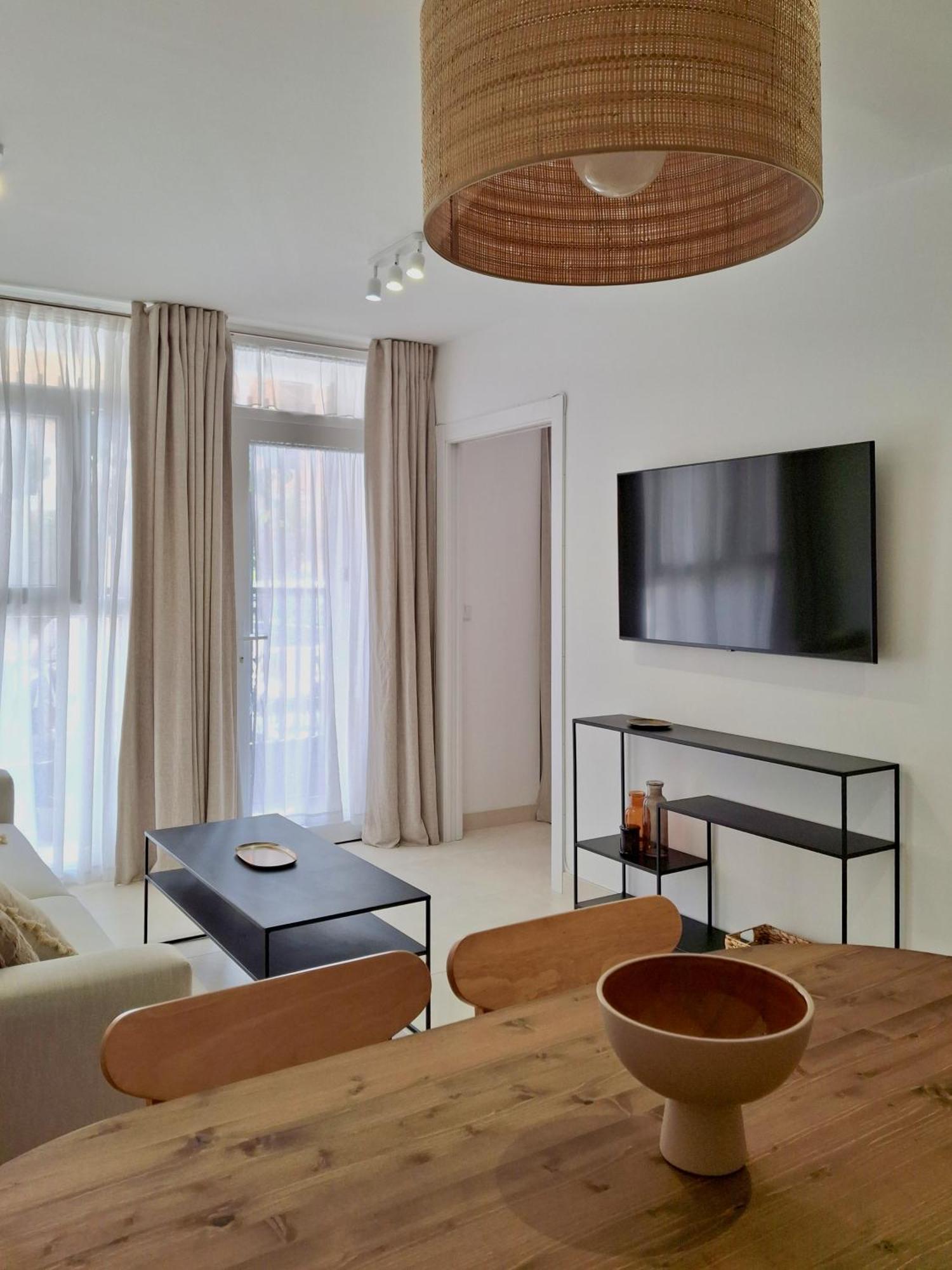 Bonito Apartamento De 2 Habitaciones Cerca De La Estacion Joaquin Sorolla Valencia Bagian luar foto